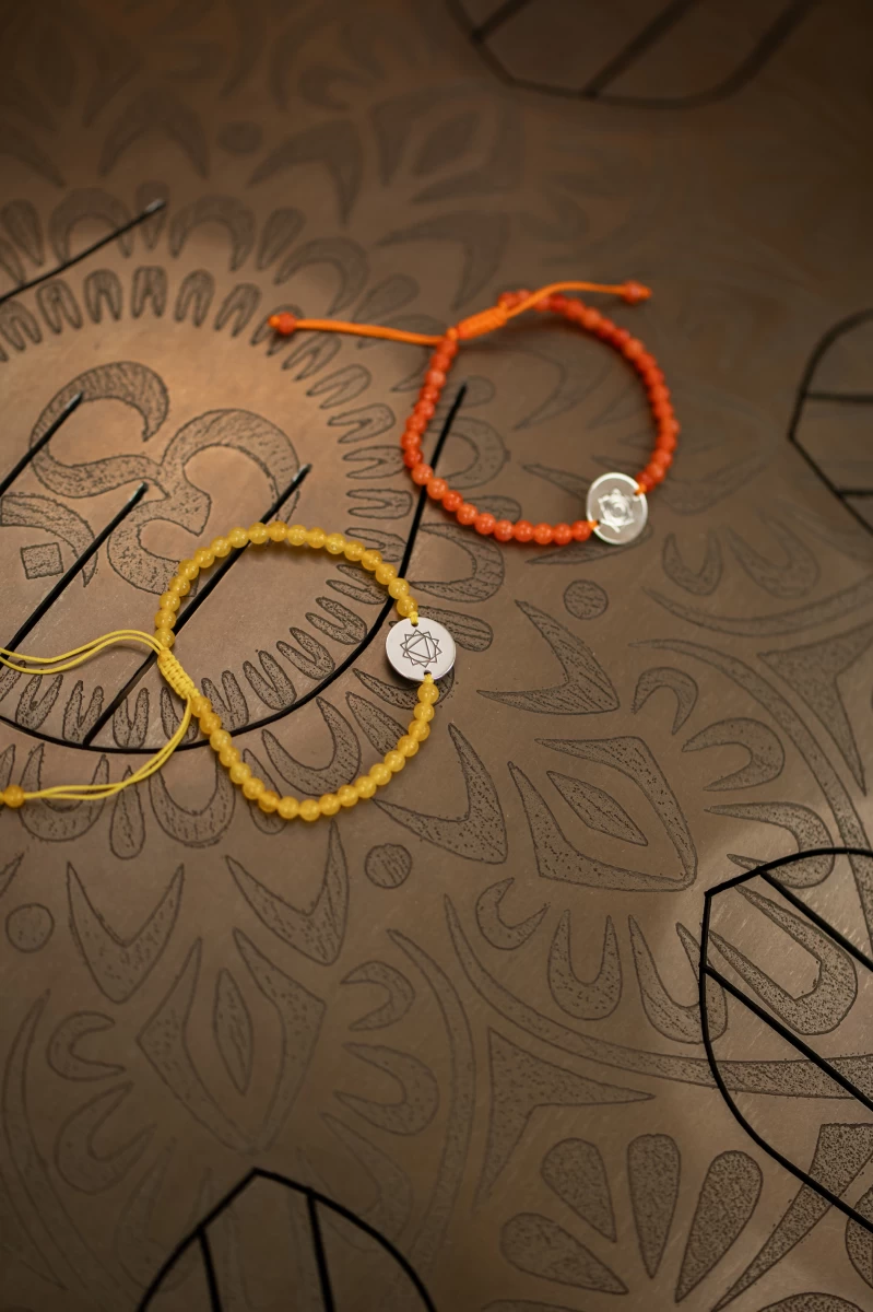 Zapestnica makrame s čakro sončnega pleteža iz rožnatega zlata 14K