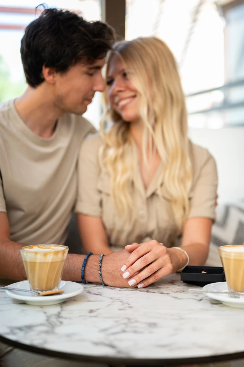 Zapestnica iz snežinkastega obsidiana iz srebra 925