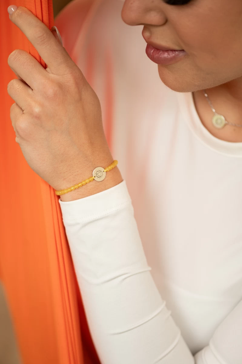 Zapestnica makrame s čakro sončnega pleteža iz rožnatega zlata 14K