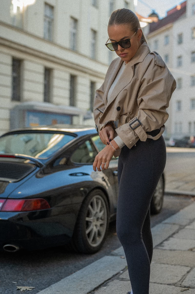 Prstan z majhnim belim sladkovodnim biserom