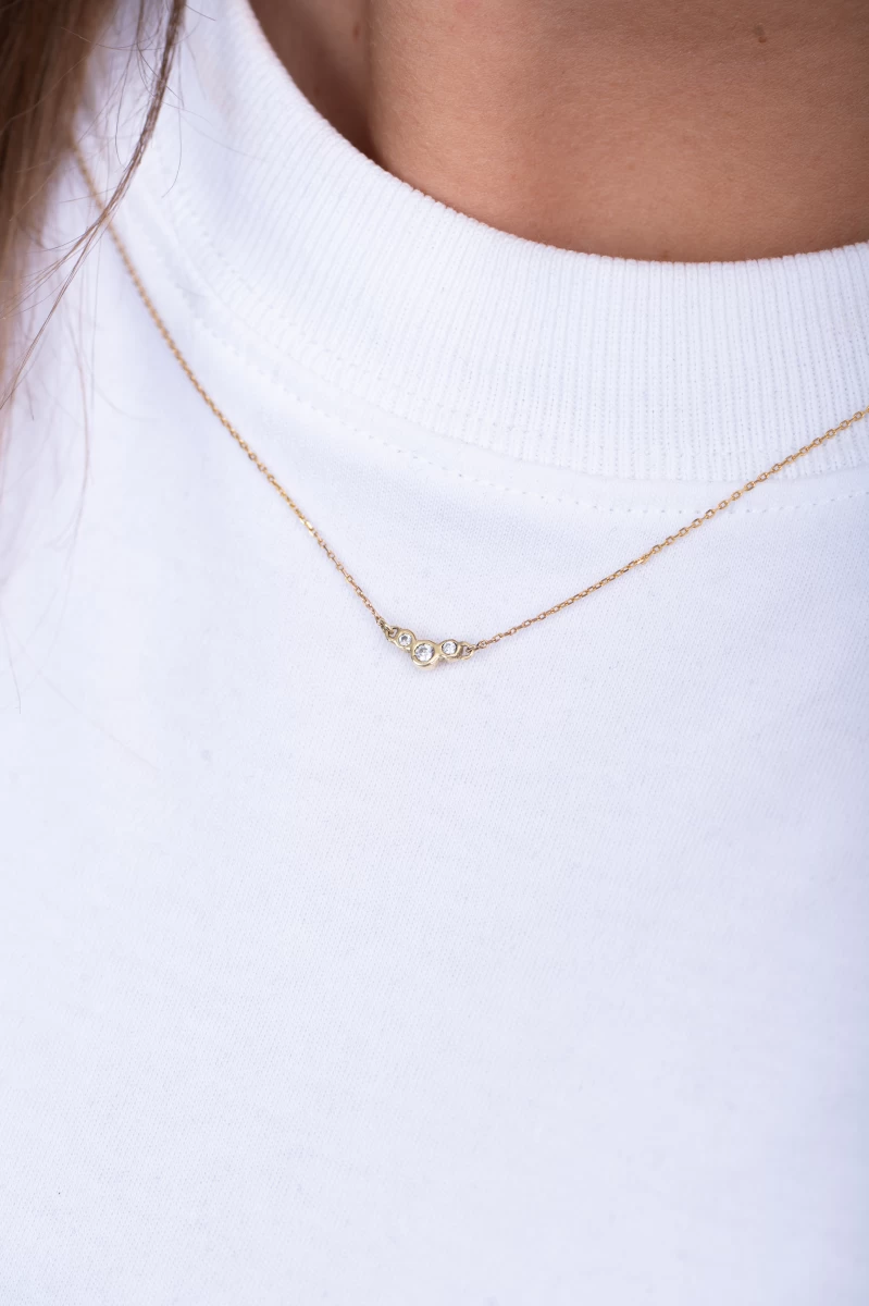 Pol dragi kamen kubični cirkonij, srebrna ogrlica z lokom