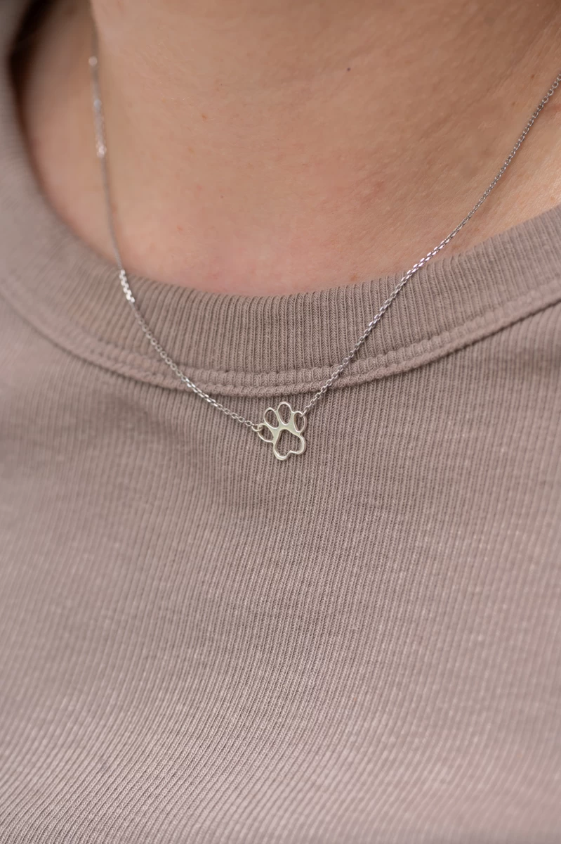 Ogrlica s konturo tačke iz roza zlata 14K