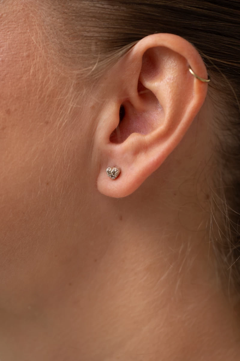 Uhani v obliki srca s poldragim kamnom cirkonije iz roza zlata 14K