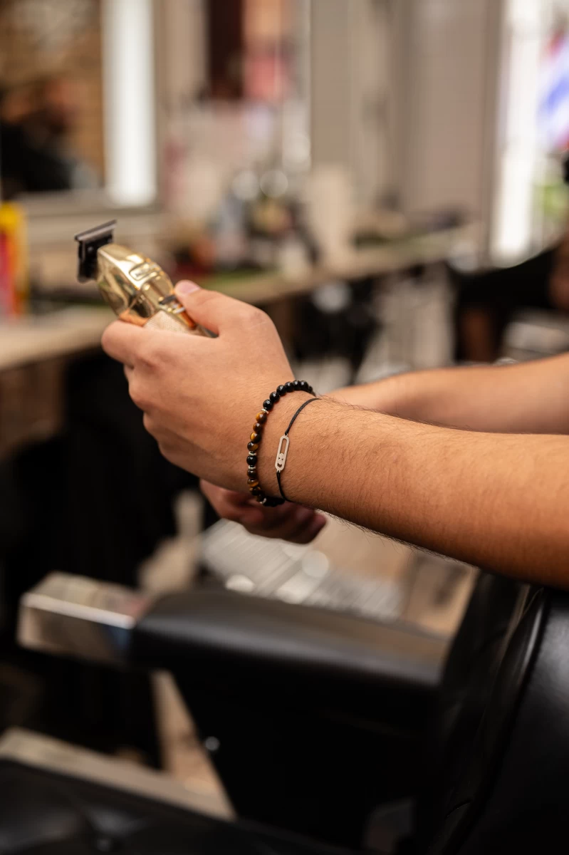 Zapestnica iz srebra 925 z mineralnimi kroglicami tigrovega očesa in črnega oniksa