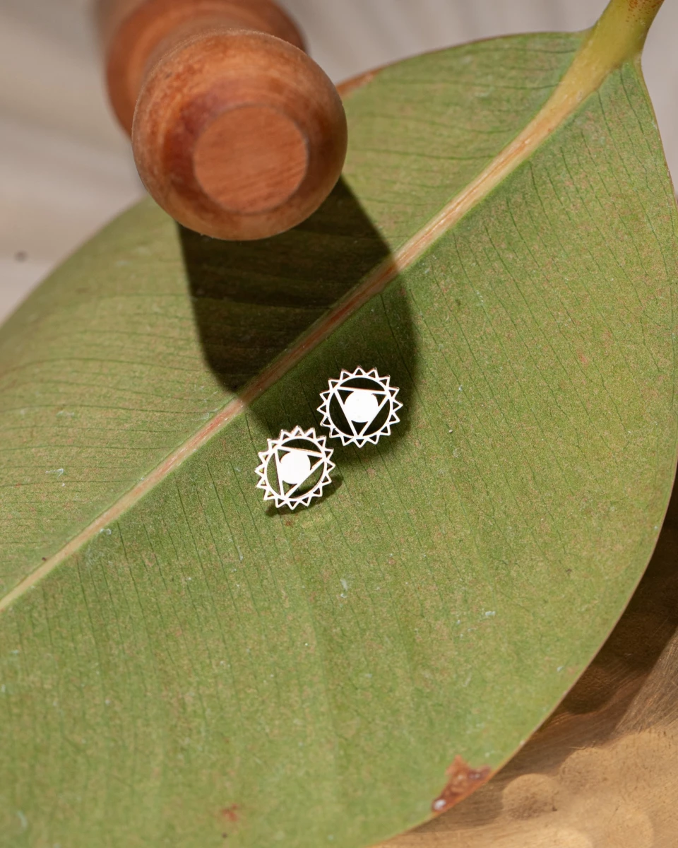 ZILIA Throat Chakra Contour Zlato 14K Uhani