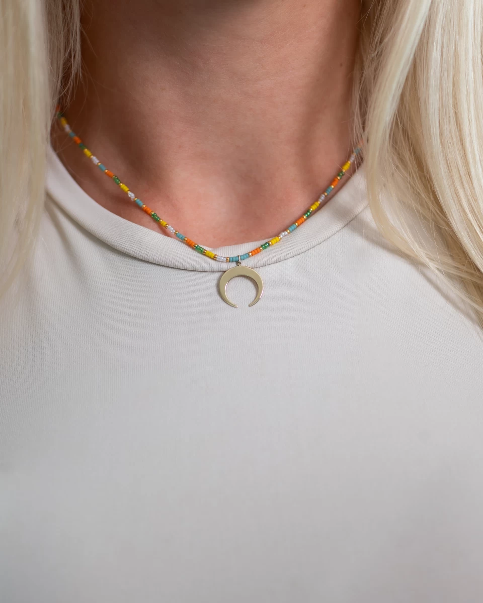 Barvita biserna luna ogrlica iz rumenega zlata 14K